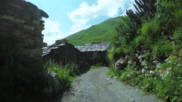 街道上的小山村 — 图库视频影像