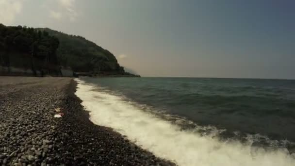 Cerca en primera línea de mar — Vídeo de stock