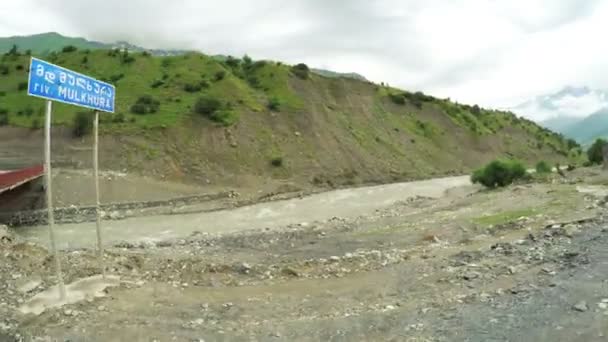 Route de montagne de voiture 