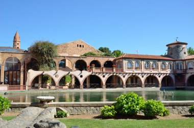 Spa resort, İspanyol Köyü Montbrio del Camp