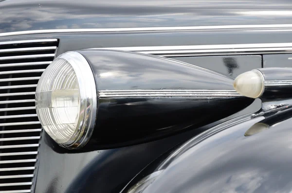 Headlamp of the retro car — Stock Photo, Image