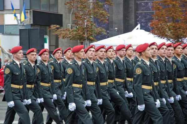 Military parade in the Ukrainian capital — Stock Photo, Image