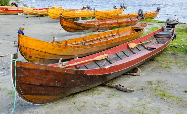 Gelbe Boote Ufer Des Sandflusses Ovre Alta Norwegen — Stockfoto