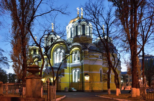 Night view of the Orthodox church — Stock Photo, Image