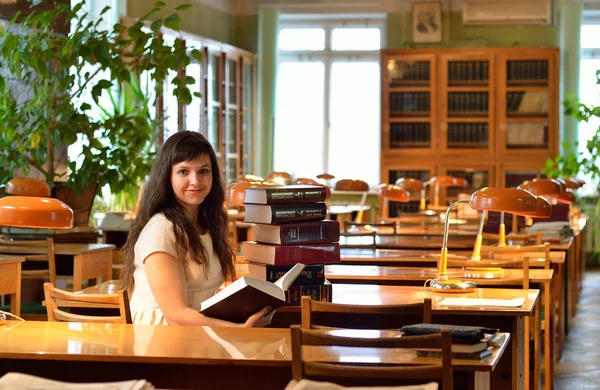 Reading room in the library — Stock Photo, Image