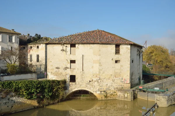 A antiga cidade francesa Nerac — Fotografia de Stock