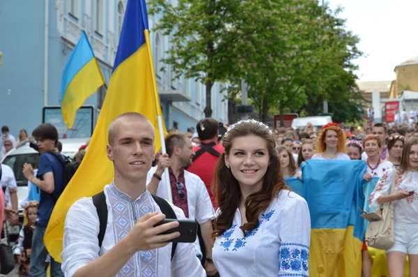 Fredfyldt parade i den ukrainske hovedstad - Stock-foto