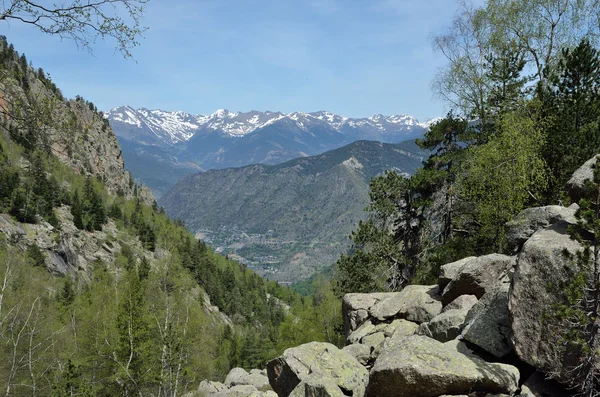 Vista de primavera de los Pirineos, Andorra — Foto de Stock