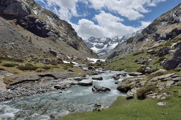 Primavera dal circo montano d'Estaube — Foto Stock