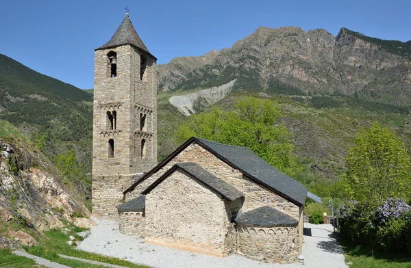 Katalanische romanische Kirche im Vall de Boi — Stockfoto