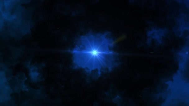 Dramático escuro brilhante nuvens fofas voando em torno de estrela brilhante solitário. Animação. Abstrato belo céu de cor azul escura, visão inferior da natureza abstrata à noite. — Vídeo de Stock