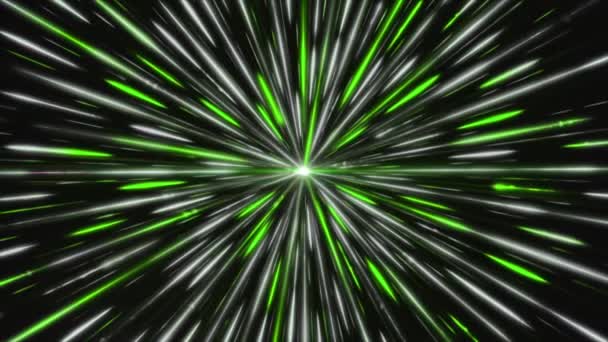 Draaiende mooie witte en groene gloeiende laserstralen rond de lichtbron. Animatie. Buitenruimte zwart gat absorberende ruimte-energie. — Stockvideo
