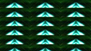Aydınlık çizgileri olan üçgen desen. Hareket. Kaleydoskopik üçgen deseni neon renklerle parıldıyor. Üçgen ve çizgilerin tekrarlanan deseni