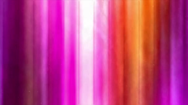 Kleurrijke gradiënt licht fakkels, naadloze lus. Beweging. Roze, witte en rode verticale lichtstrepen die langzaam stromen en veranderen. — Stockvideo