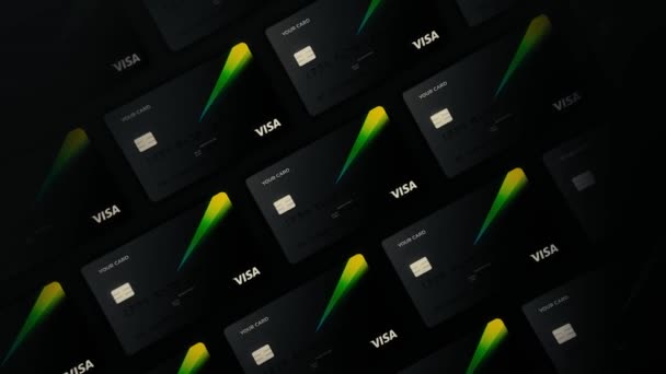 Abstract VISA creditcards, investeringsconcept. Beweging. Rijen van nieuwe gestileerde credit of debit grijze kaarten met een groene straal bewegen op een donkere achtergrond. — Stockvideo