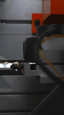 Otomatik Hidrolik Basın Taşıyıcı, Pistons ve Silindir Eylemi, Tekrarlanabilir Vuruşlar, Endüstriyel. Medya