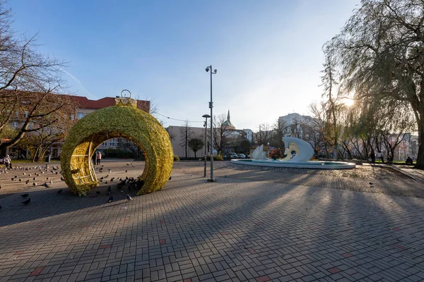 Kolobrzeg Zachodniopomorskie Polen November 2020 Marknadstorget Stad Pommern Gamla Hyreshus — Stockfoto