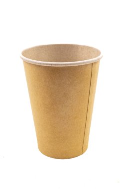 Sıcak içecekler için kağıt bardak. Yiyecek kullanımı için tek kullanımlık konteynır. Hafif arkaplan.