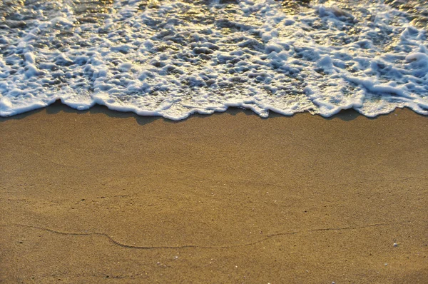 황금 바다 파도 — 스톡 사진