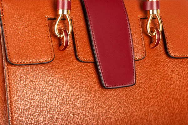 Teil Einer Orangefarbenen Damen Ledertasche Mit Geschlossener Taschenklappe Und Guter — Stockfoto