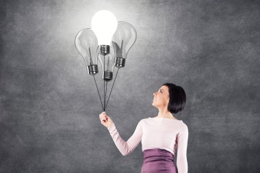 Lightbulbs kızla