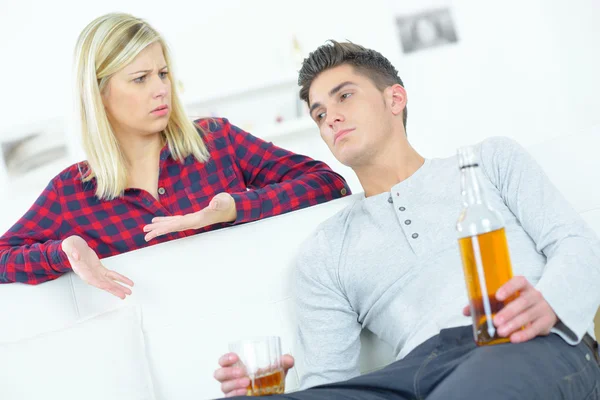 Alkohol und Probleme und Frau — Stockfoto