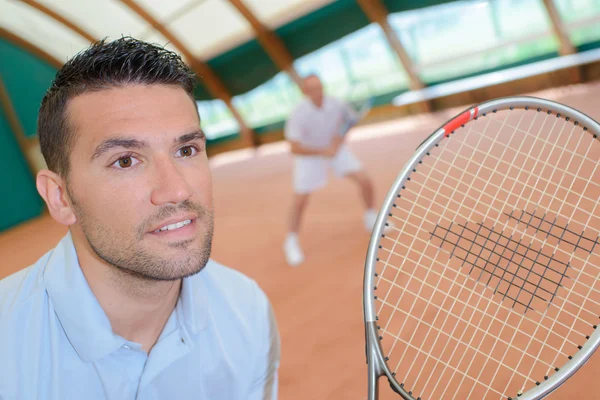 Jugador de tenis jugando — Foto de Stock