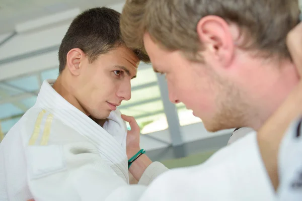 Artes marciales y el hombre —  Fotos de Stock