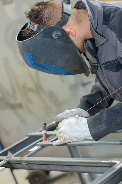Man welding and man — Stock Photo, Image
