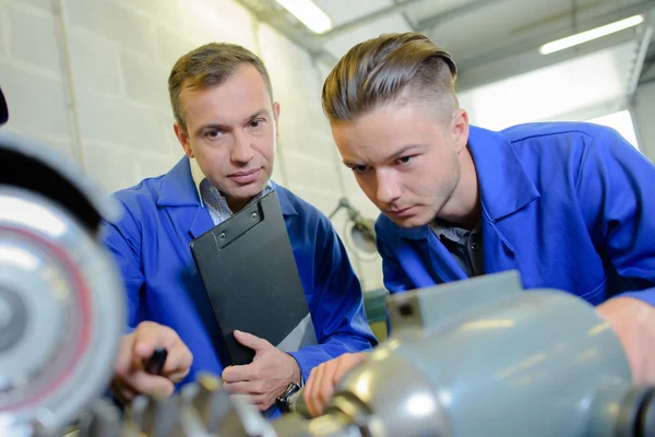 Men on the workshop — Stock Photo, Image