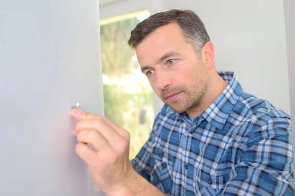 Assembling a kitchen unit — Stock Photo, Image