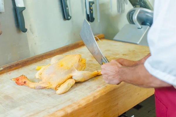 Huhn und Klinge hacken — Stockfoto