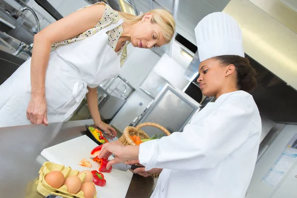 Two Female Chefs Preparing Food Restaurant — Stock Photo, Image