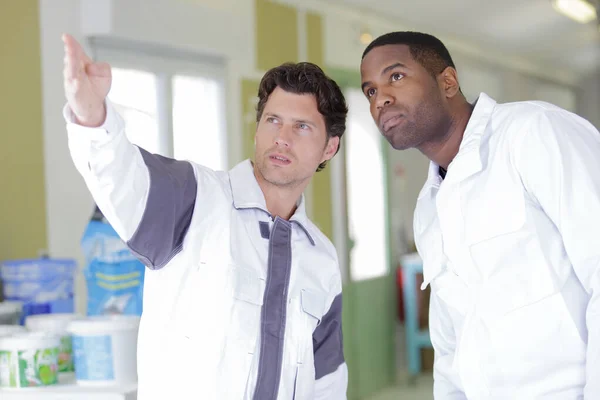 Workman Gives Thumbs Front Two Painters — Stock Photo, Image