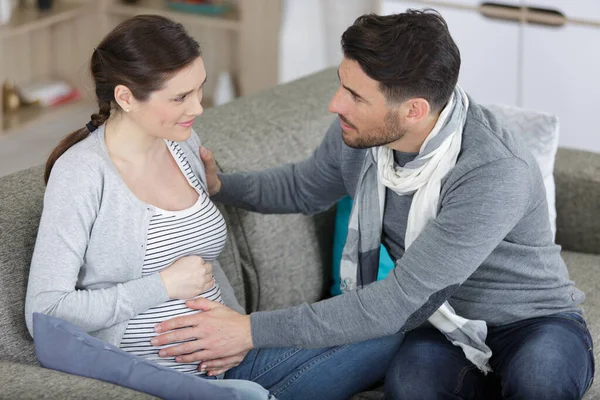 Gravid Kvinna Med Huvudvärk Och Smärta — Stockfoto