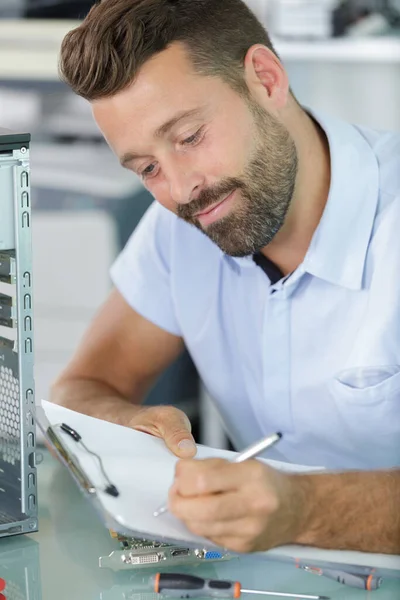 Professional Computer Service Man — Stock Photo, Image