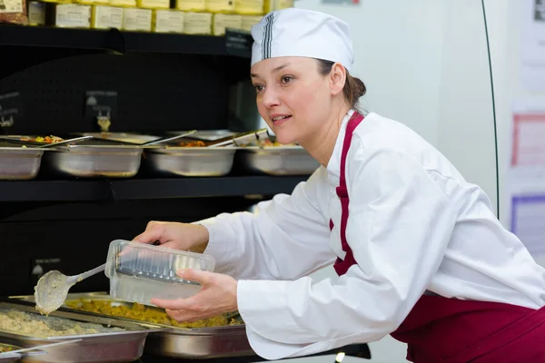 Buffet Female Worker Serving Food — Stock Photo, Image