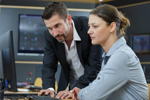 Man Woman Office — Stock Photo, Image