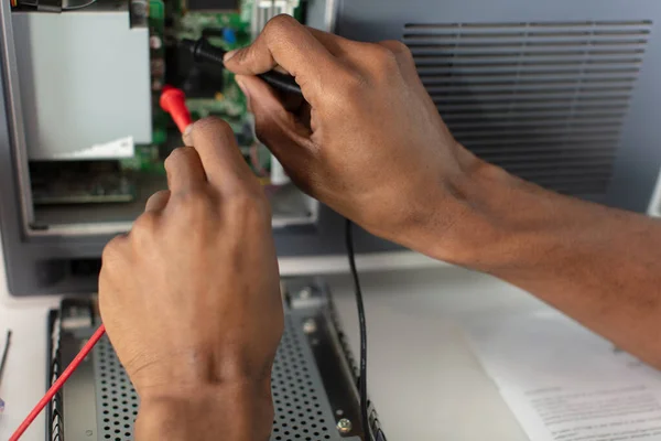 Technician Working Broken Computer His Office — Stock Photo, Image