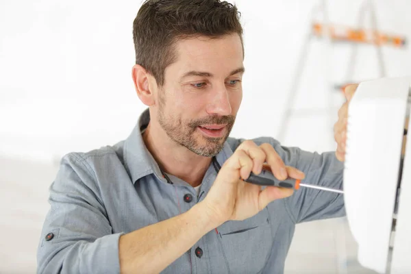 Man Screwdriver His Hands — Stockfoto