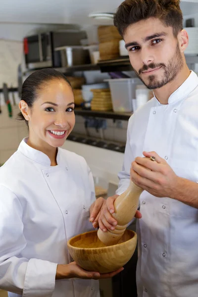 Happy Female Male Chef Cooking Utensils — Stock fotografie