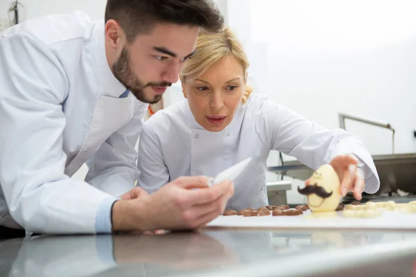 Schokoladendekoration Und Schokolade — Stockfoto