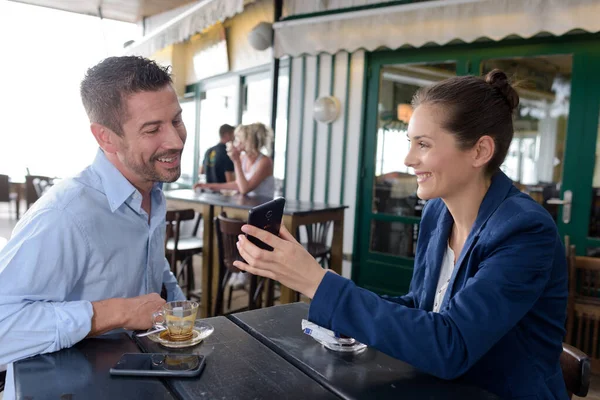 Zakenmensen Buiten Vrouw — Stockfoto