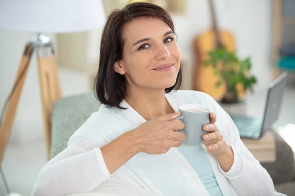 Smiling Girl Drinking Hot Tea — Foto de Stock