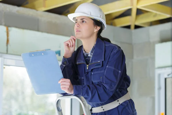 Female Surveyor Hard Hat House Inspection —  Fotos de Stock