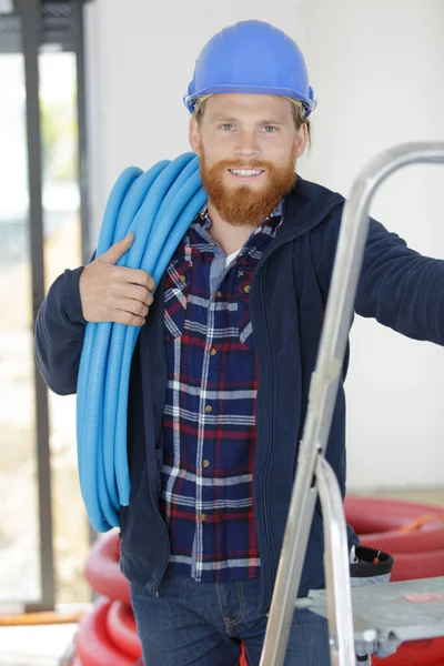 Homme Avec Échelle Outils Plomberie — Photo