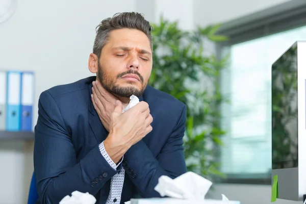 Kranker Fachmann Büro — Stockfoto