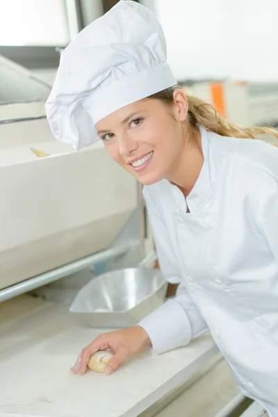 Preparing dough to be rolled — Stock Photo, Image