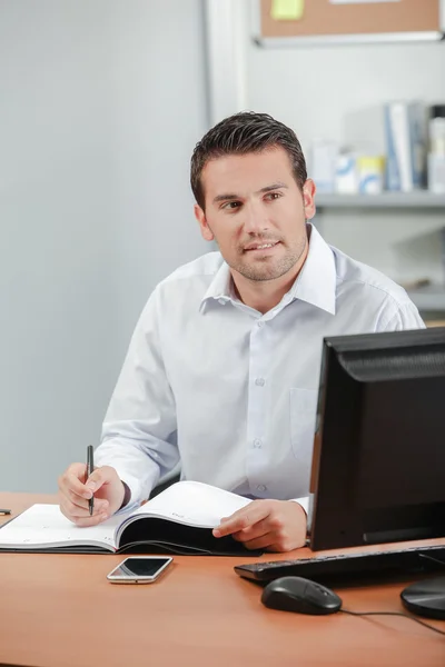 Laten we schrijven dat in het dagboek — Stockfoto