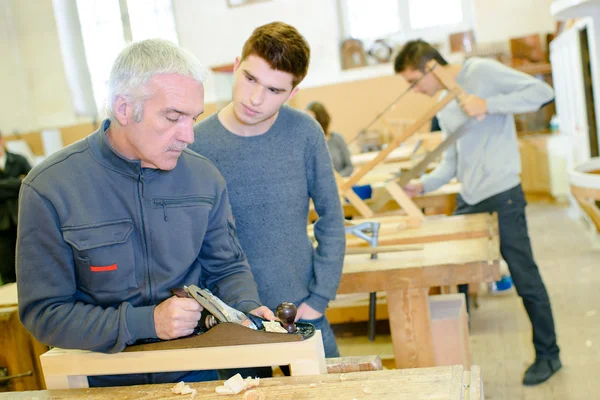 Houtbewerking leerlingwezen — Stockfoto